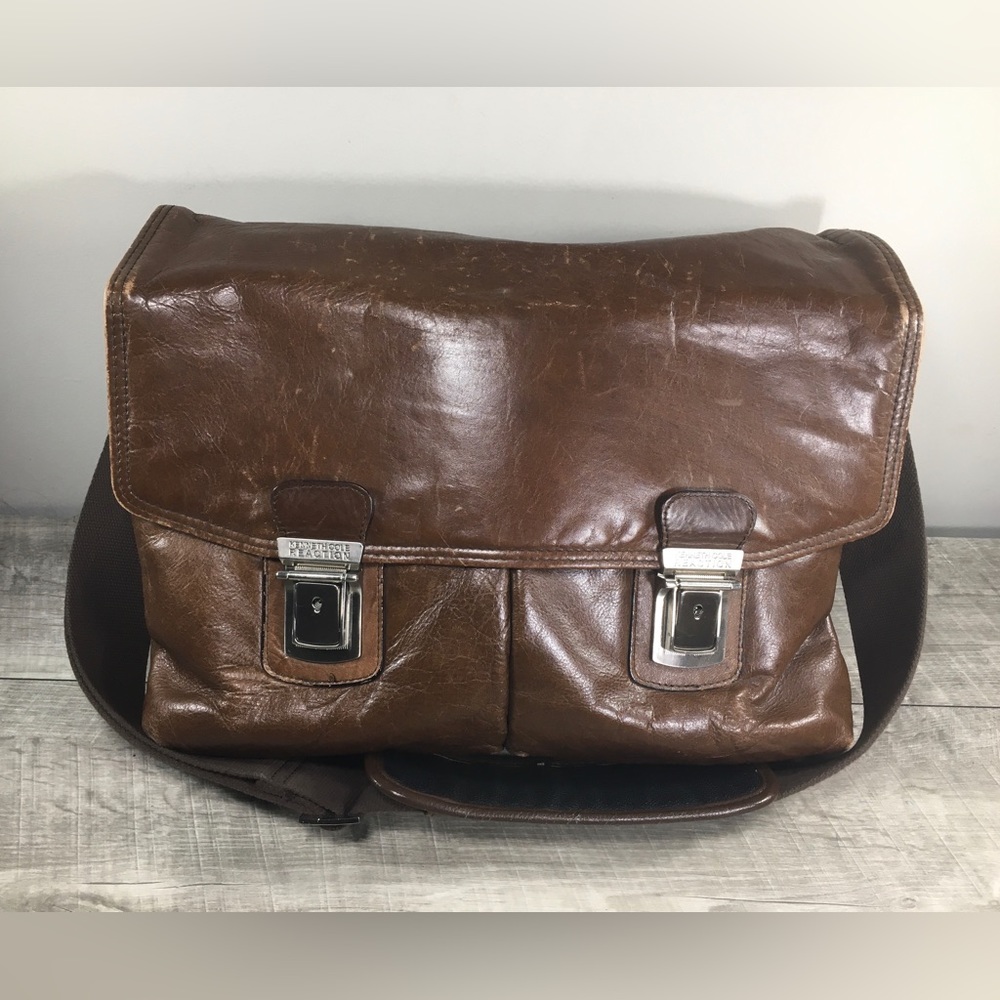 Kenneth Cole Reaction Bag Leather Messenger Shoulder Laptop School Handbag Purse